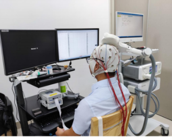 TMS equipment Combined with EEG
